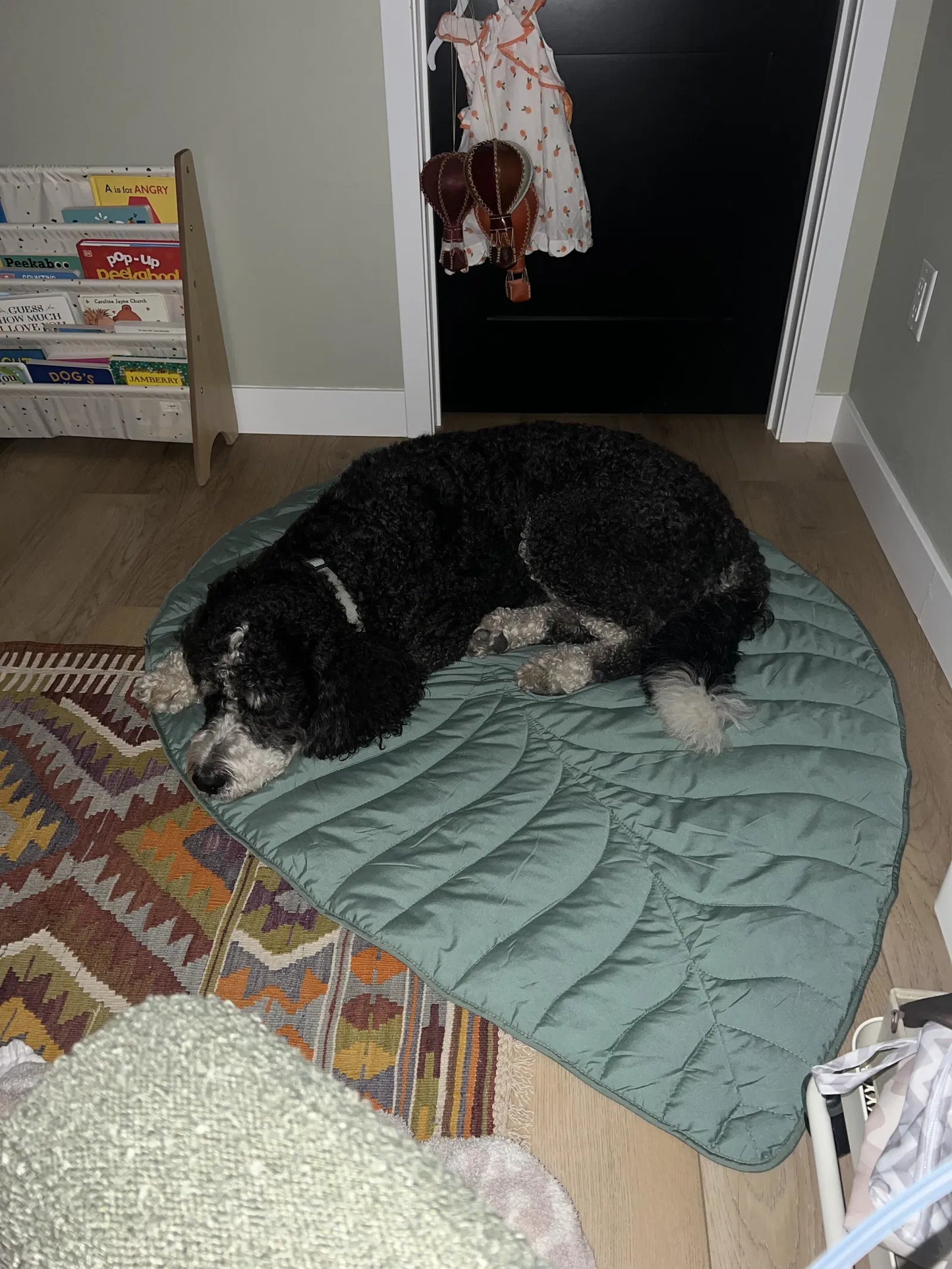 Plush Paws Co. Quilted Leaf Pet Blanket – Soft Cotton Padded Floor Mat & Couch Cover for Dogs & Cats