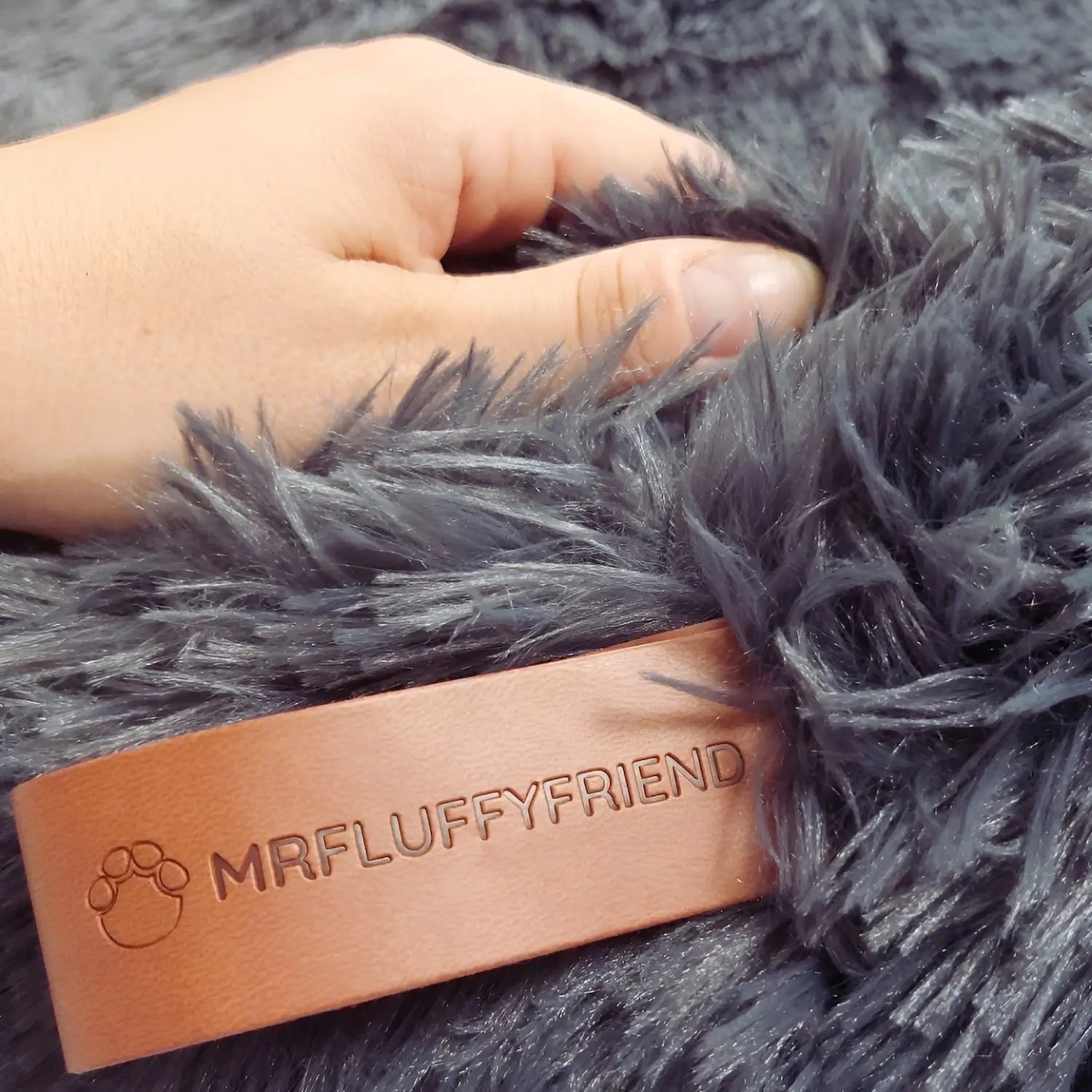 MrFluffyFriend™ - World's #1 Anxiety Relieving Dog Bed 6